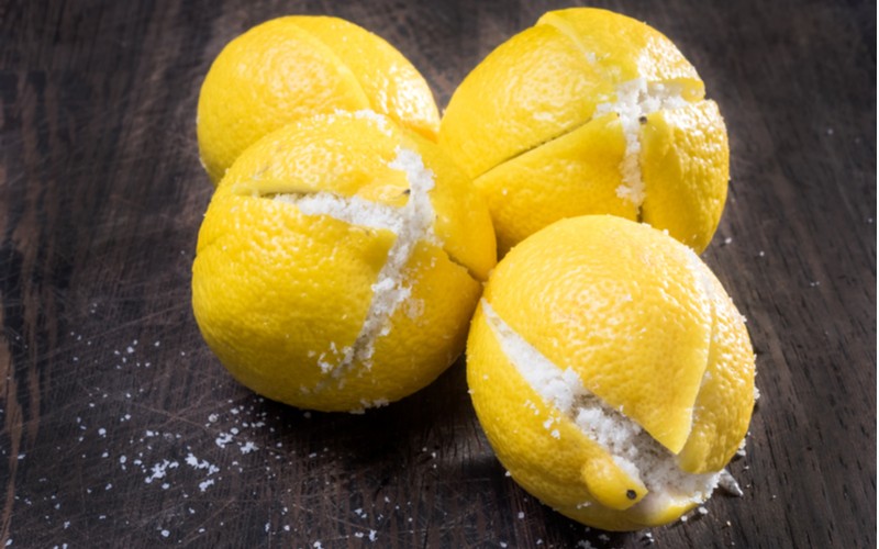 citróny naplněné solí