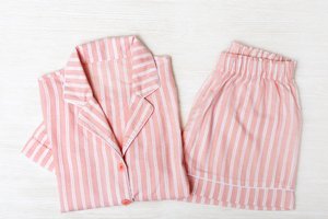 Dámské růžové pyžamo