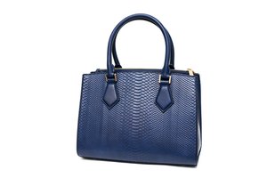 modrá dámská kabelka